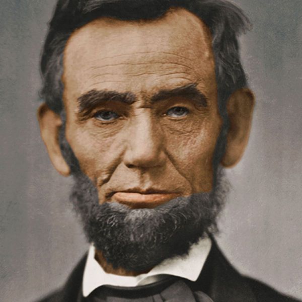 أبراهام لينكولن... محرر العبودية بالولايات المتحدة الأمريكية