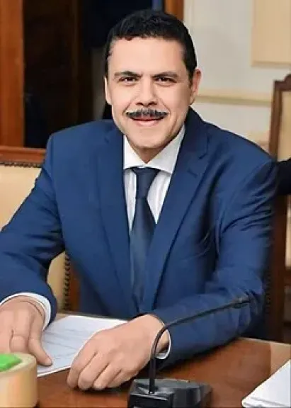 «المجمع المصري» يمنح د «ابواليزيد» العضوية العاملة  gt;gt; «ابواليزيد» يتمتع بسمعة علمية وثقافية مرموقه