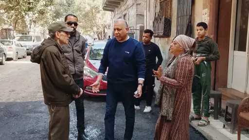 اللواء محمد مزيد رئيس حي الزيتون يتفقد شوارع الحي ميدانيًا ويستمع لمطالب المواطنين