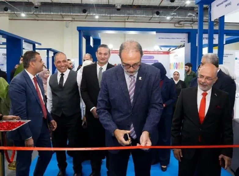 «طارق الهوبي» يفتتح جناح المكملات الغذائية في «Pharmaconex 2026» ويؤكد دعم نمو القطاع