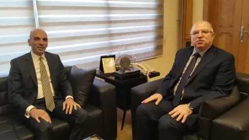 السفير تميم خلاف يبحث مع وزير العمل اللبناني أوضاع العمالة المصرية وسبل تذليل التحديات أمامها
